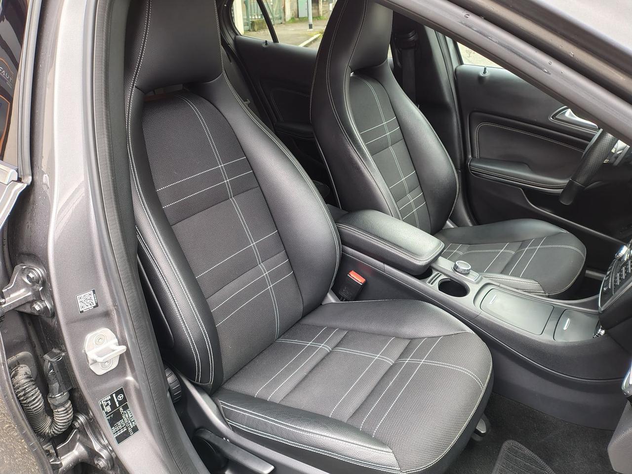 Mercedes-Benz GLA 220 CDI SPORT 4 MATIC AUTO #9122