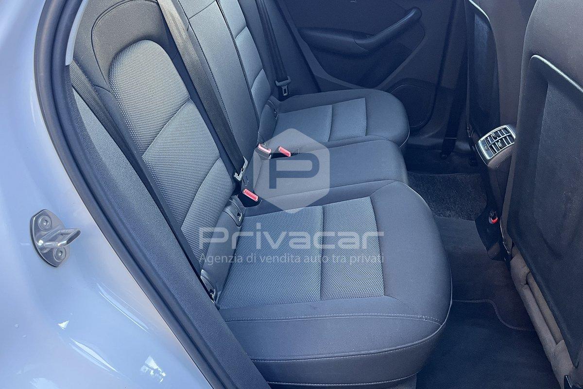 AUDI Q3 2.0 TDI 150 CV Business