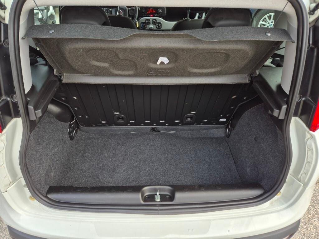 Fiat Panda 1.2 69CV 7.000 KM COMANDI AL VOLANTE