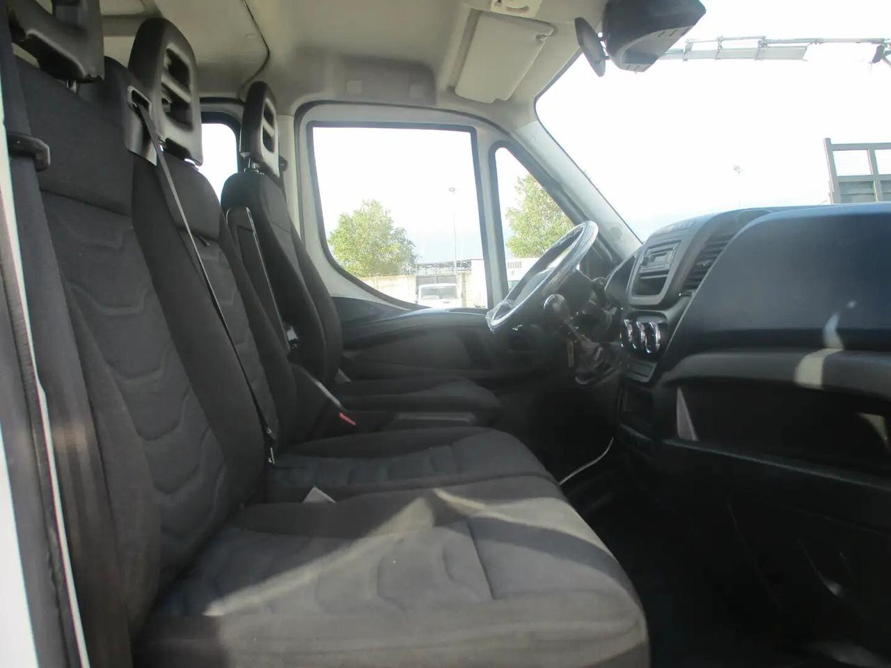 Iveco Daily 35C12 2.3 120CV E6 DOPPIA CABINA 7P RIBALTABILE TR