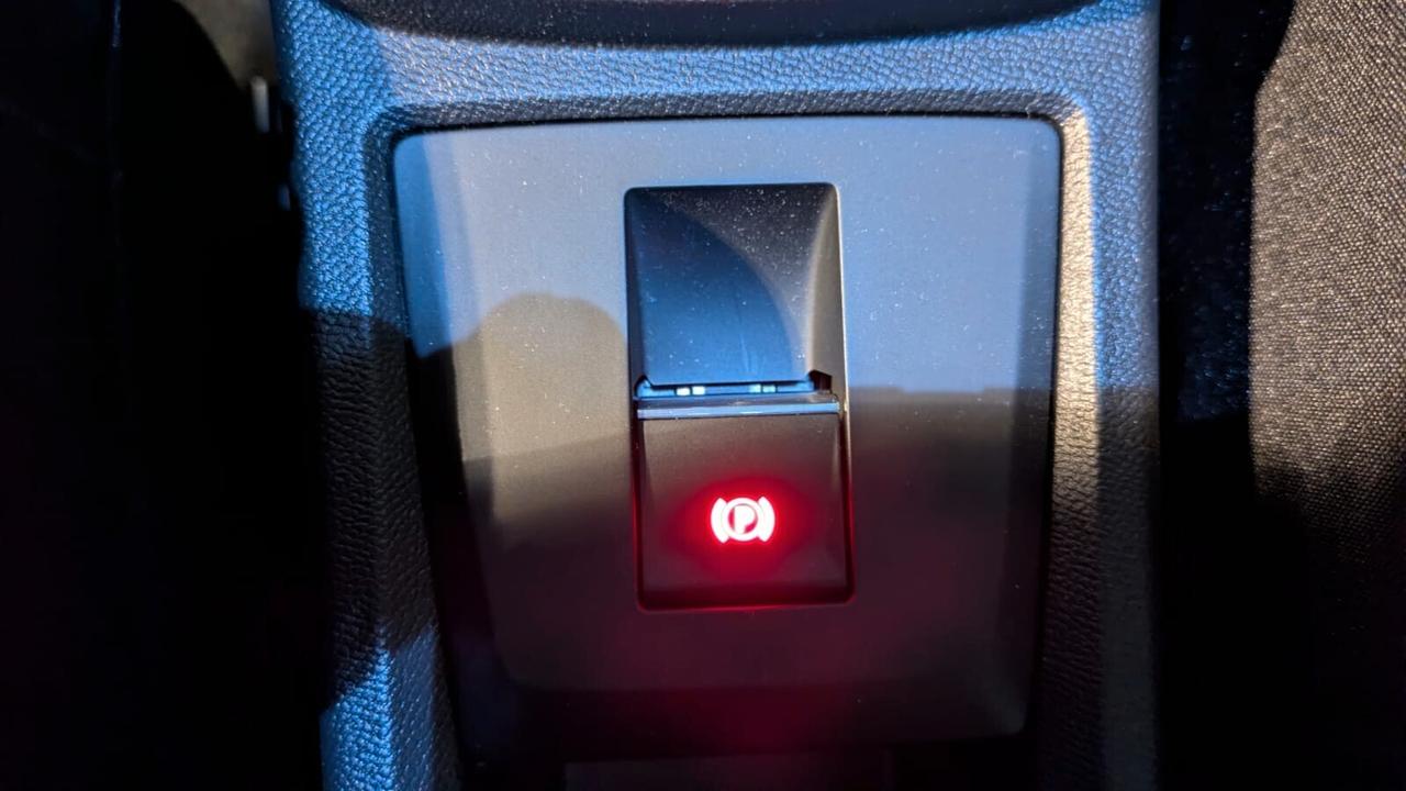 C3 Aircross Hybrid 145 e-DCS6 PLUS