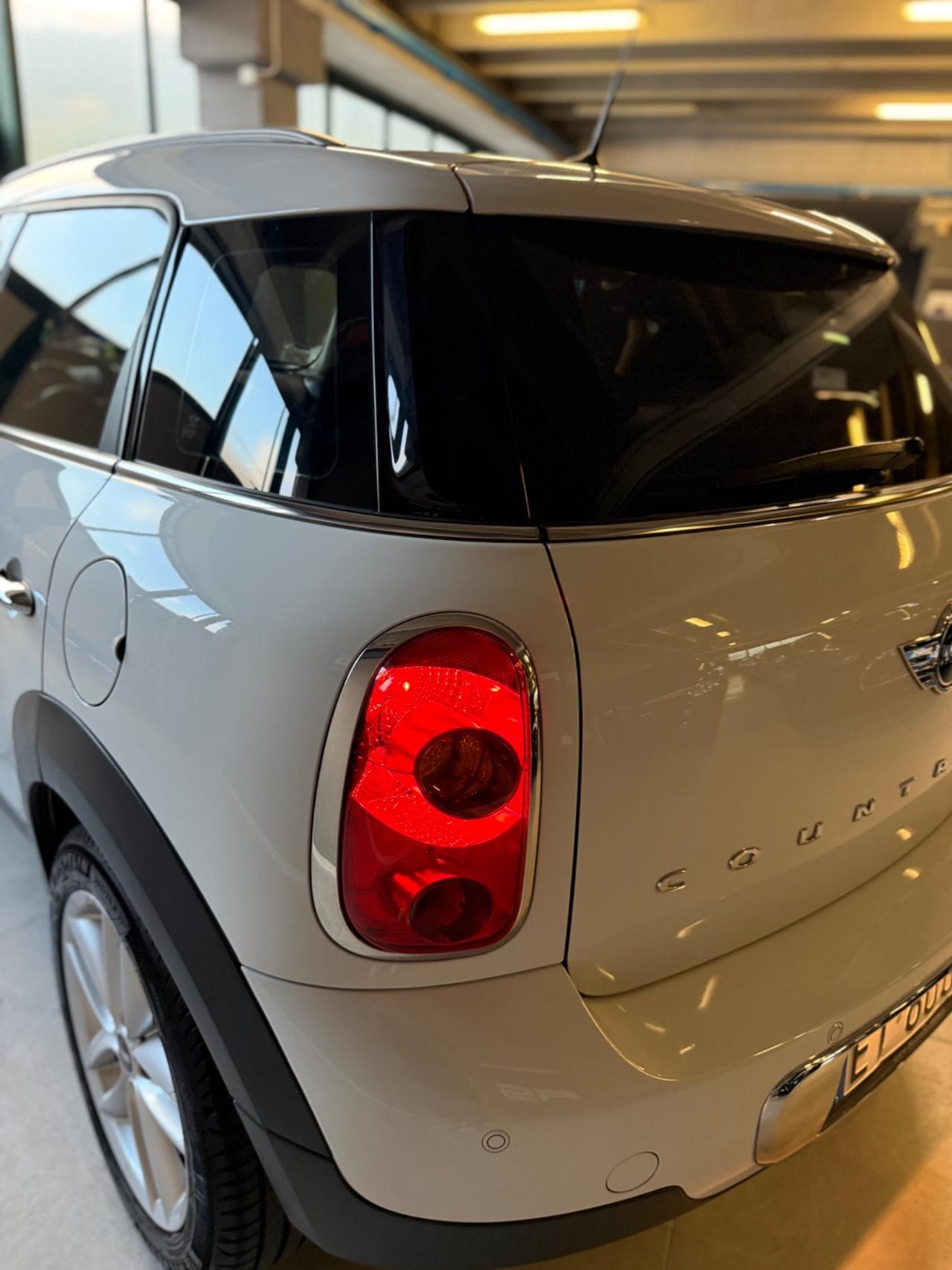 Mini COUNTRYMAN KMCERT GARANZ UNICOPR AUTOMAT