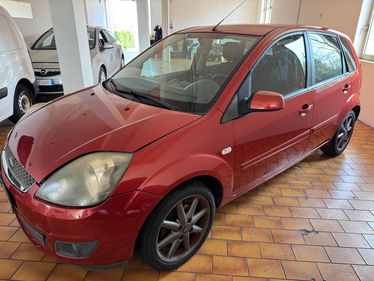 Ford Fiesta 1.2 BENZINA OK NEOPATENTATI