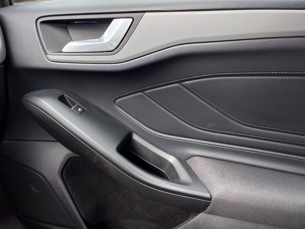 FORD Focus 1.0t ecoboost h st-line 125cv del 2022