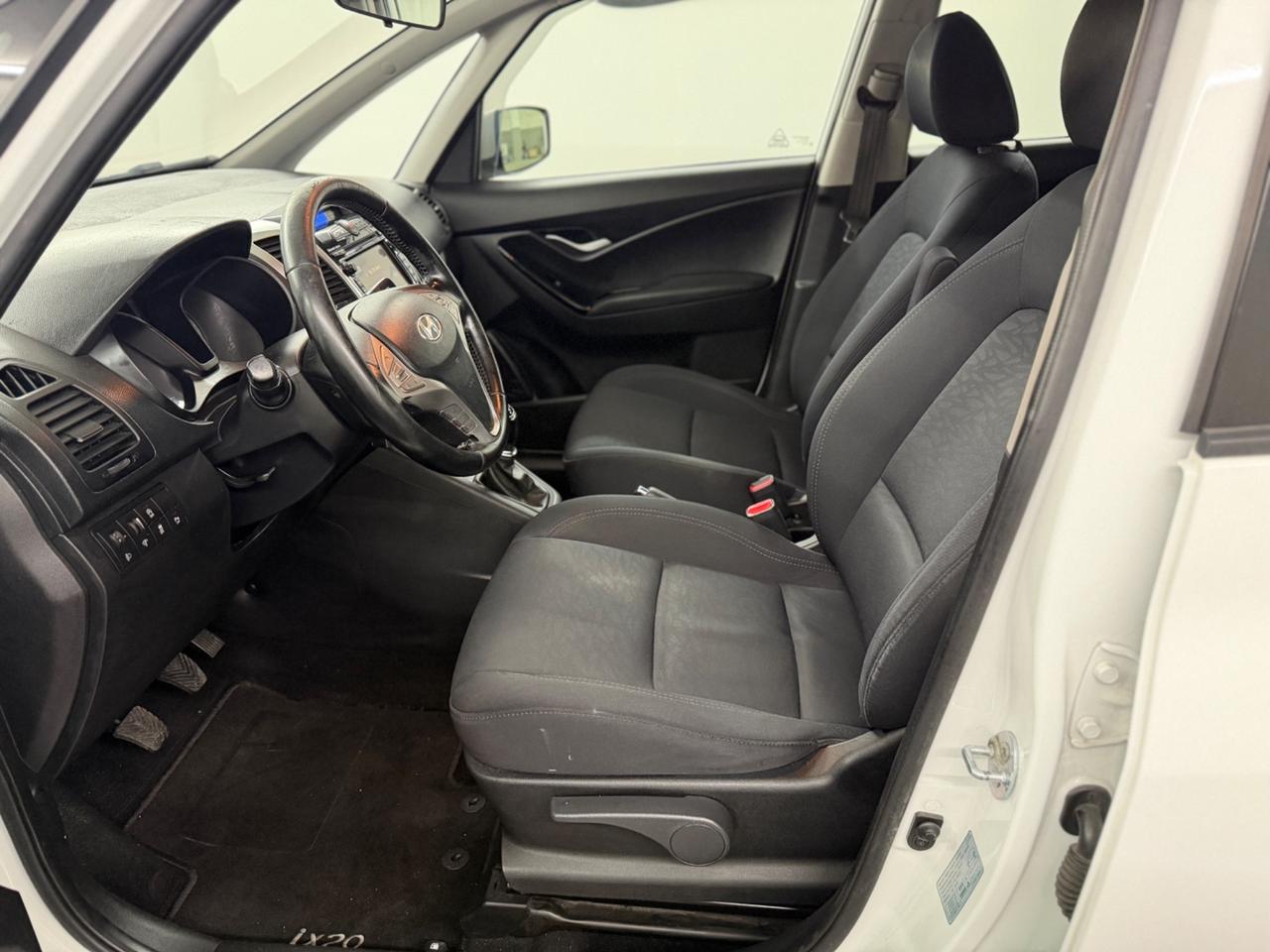 HYUNDAI IX20 (anno 2015)