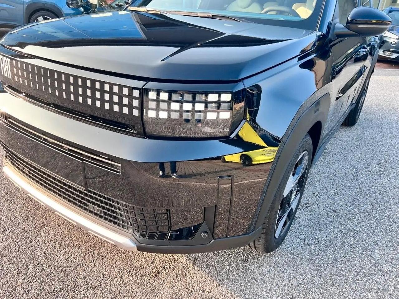 NUOVA FIAT GRANDE PANDA 1.2 Hybrid 110cv La Prima edct