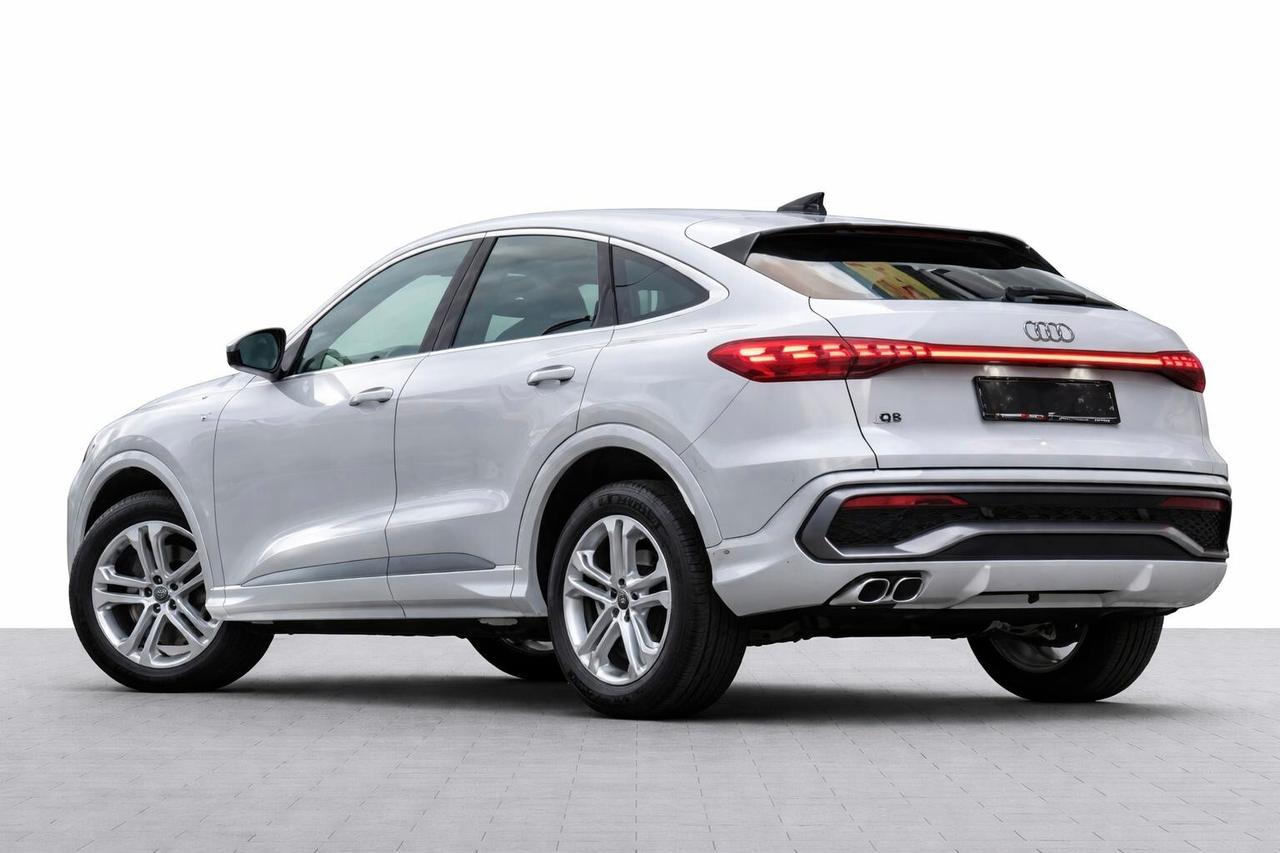 Audi Q5 Spb Sline quattro possibilità noleggio no scoring