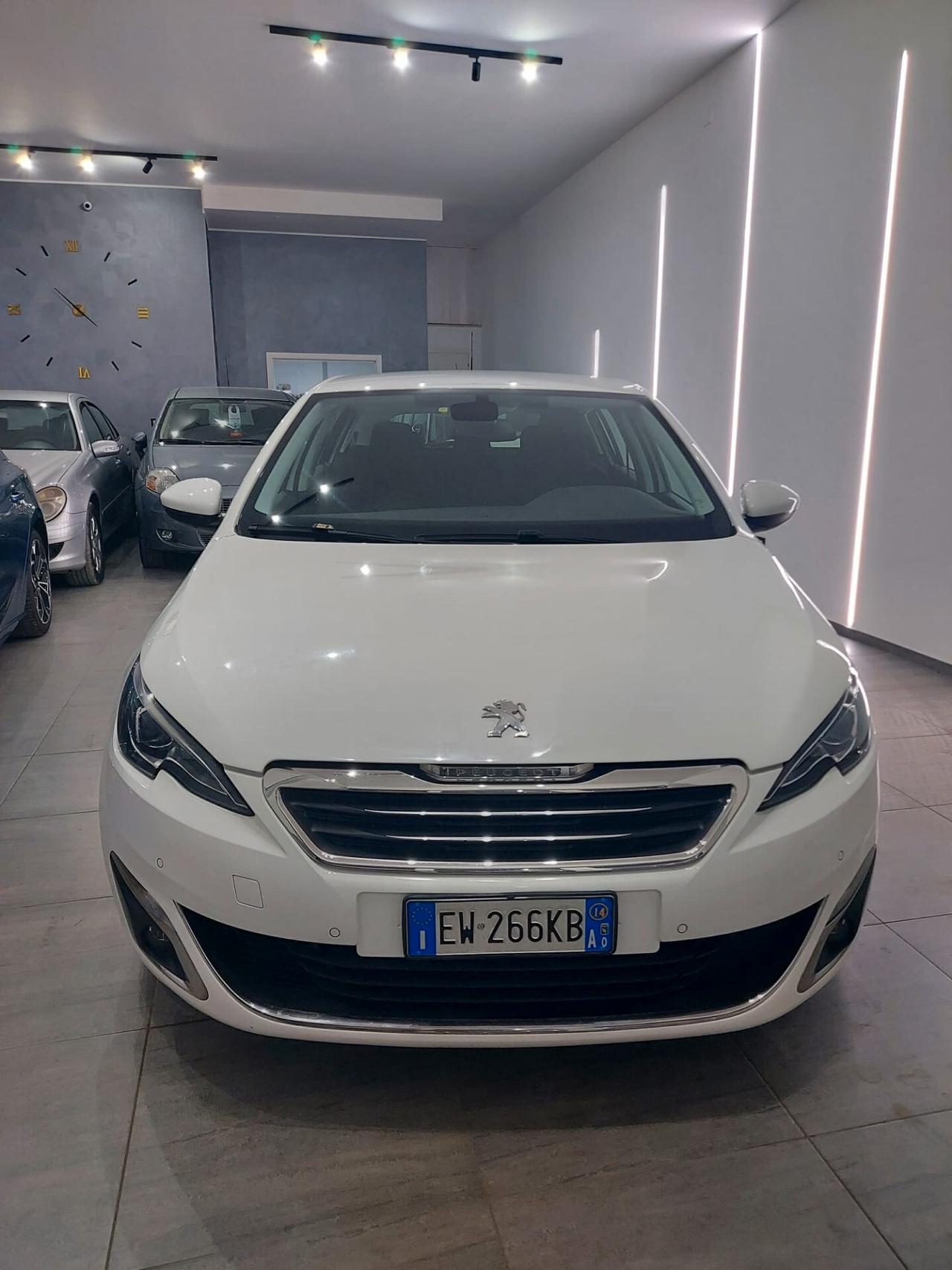Peugeot 308 1.6 e-HDi 115 CV Stop&Start Allure