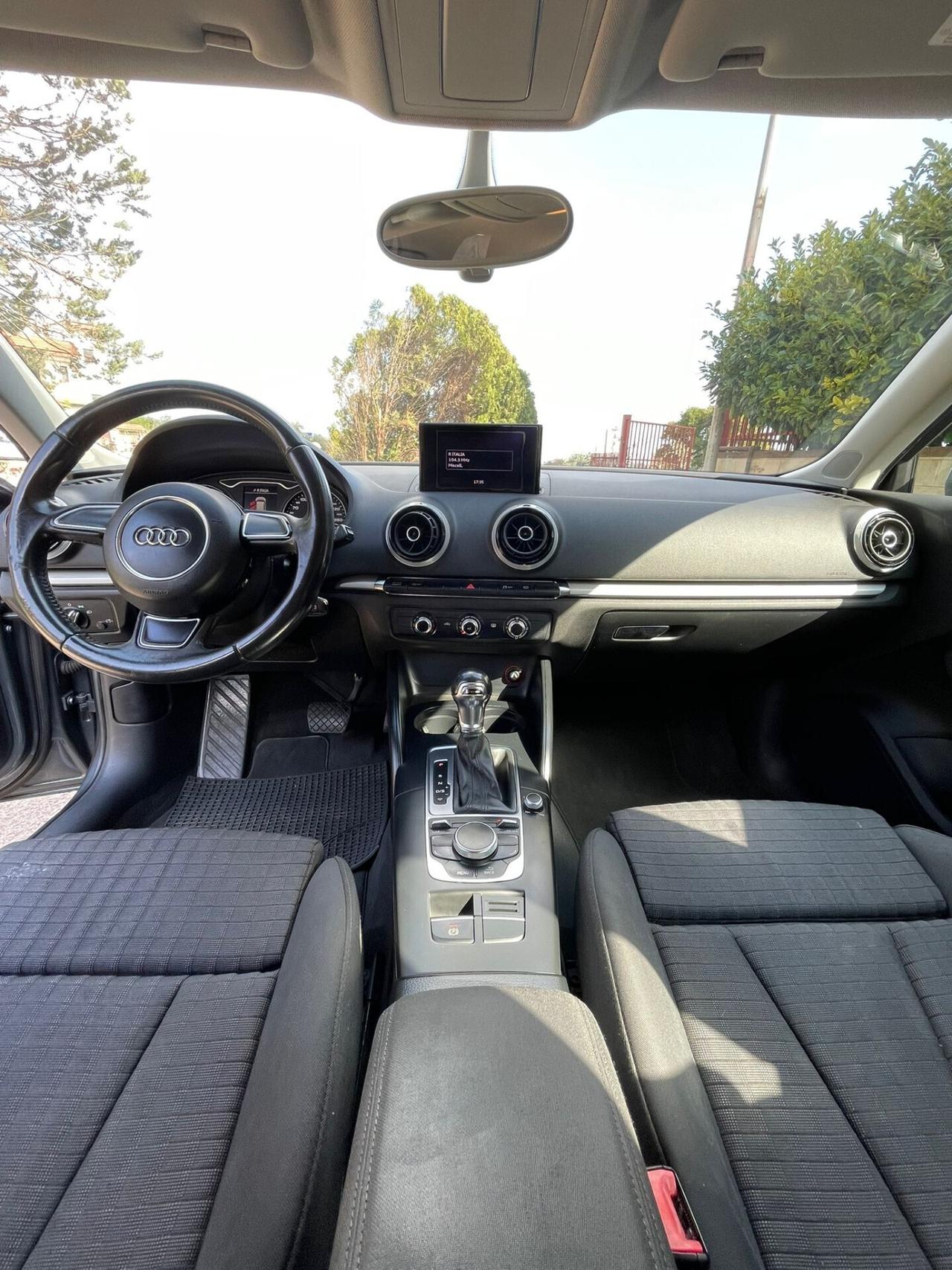 Audi A3 1.6 TDI S tronic Ambition