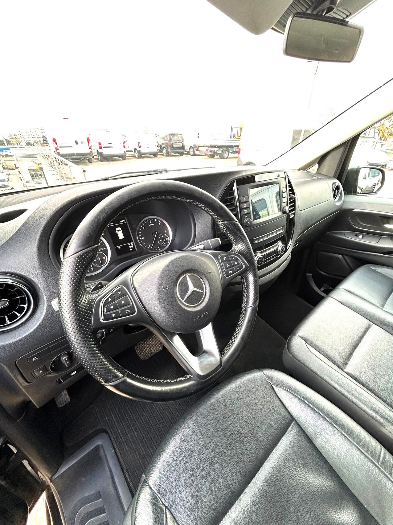 Mercedes Benz Vito Tourer 119 Select EL 9 posti