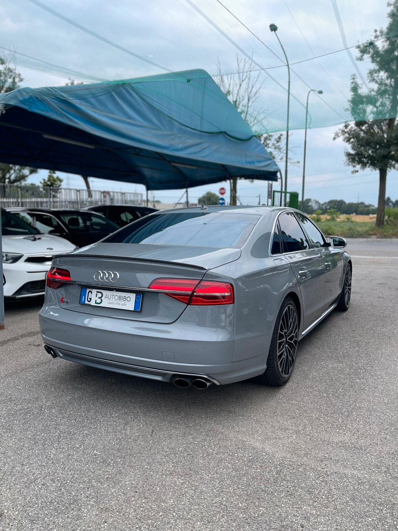 Audi A8 S8 4.0 TFSI quattro tiptronic