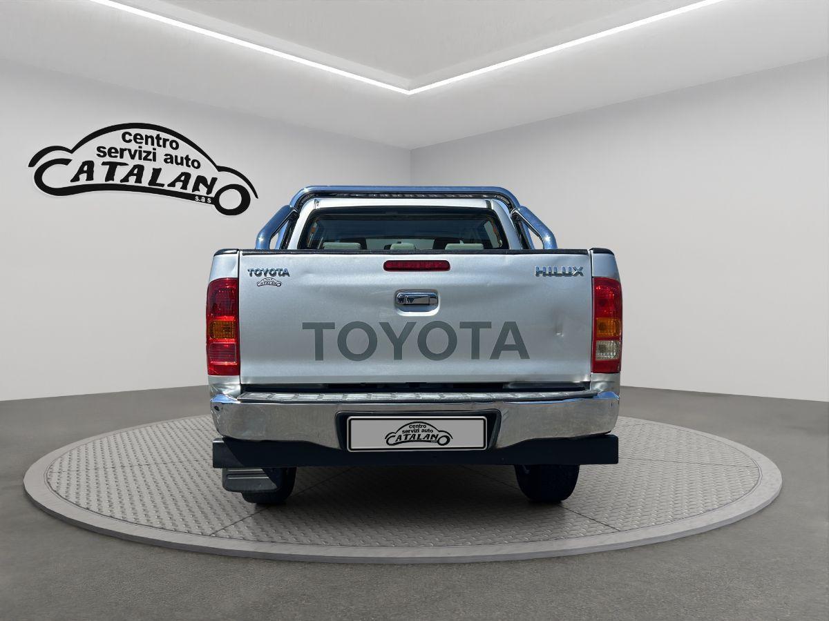 TOYOTA - Hilux - 3.0 D-4D 171cv 4WD 4p. Double Cab SR