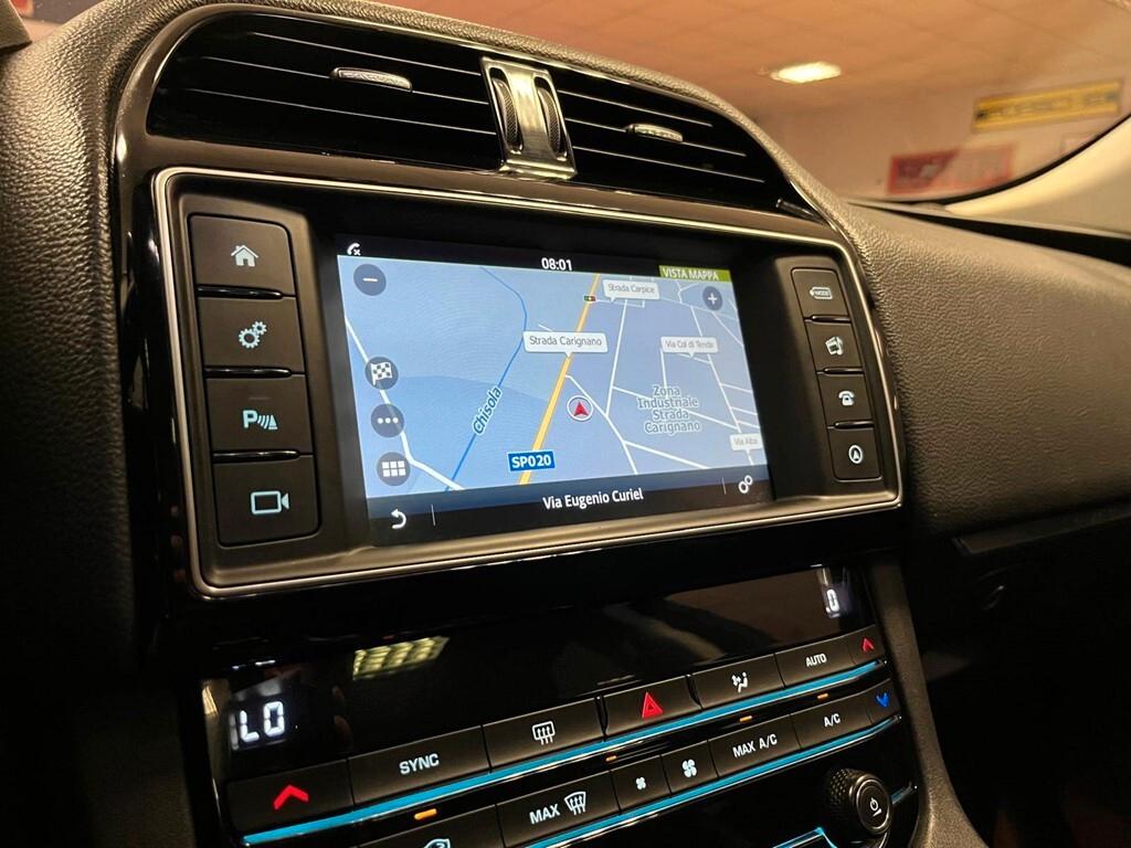 Jaguar F-Pace 2.0 D 180 CV AWD R-Sport