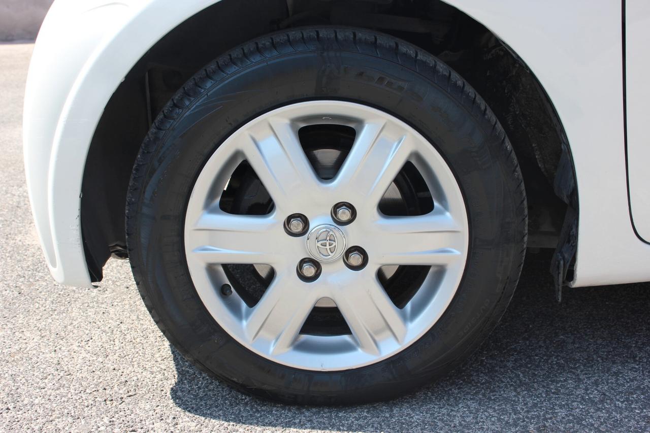 Toyota iQ *PREZZO REALE* 1.4 DIESEL 90 CV KM REALI CERTIFICATI GARANZIA 12 MESI NEOPAT OK TAGLIANDAT