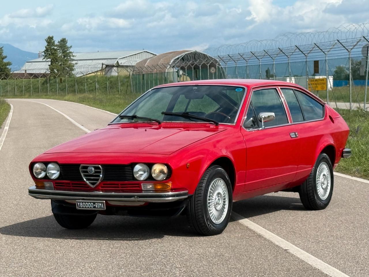 Alfa Romeo Alfetta GT 1.6 "TARGA SPECIALE - LAVORI IMPORTANTI ESEGUITI"