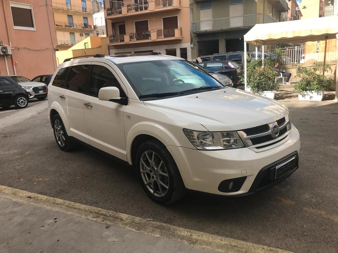 Fiat Freemont 2.0 Multijet 12/2015 7 POSTI