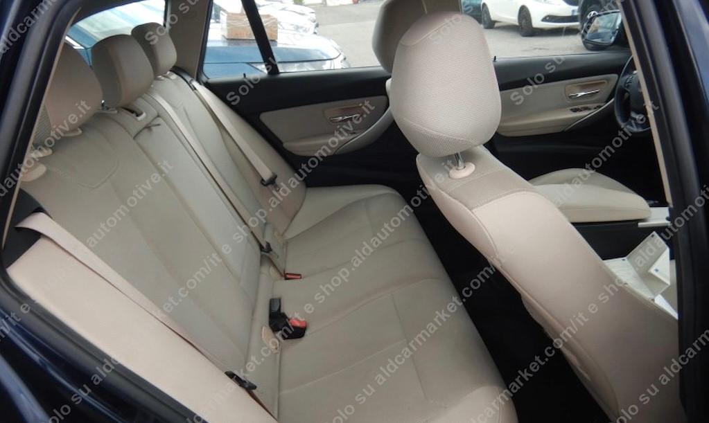 BMW 320d Automatic Touring XDrive - Navi 17