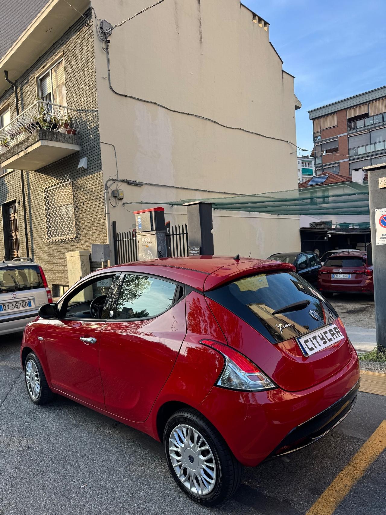 Lancia Ypsilon 1.2 69 CV GPL di casa Ecochic
