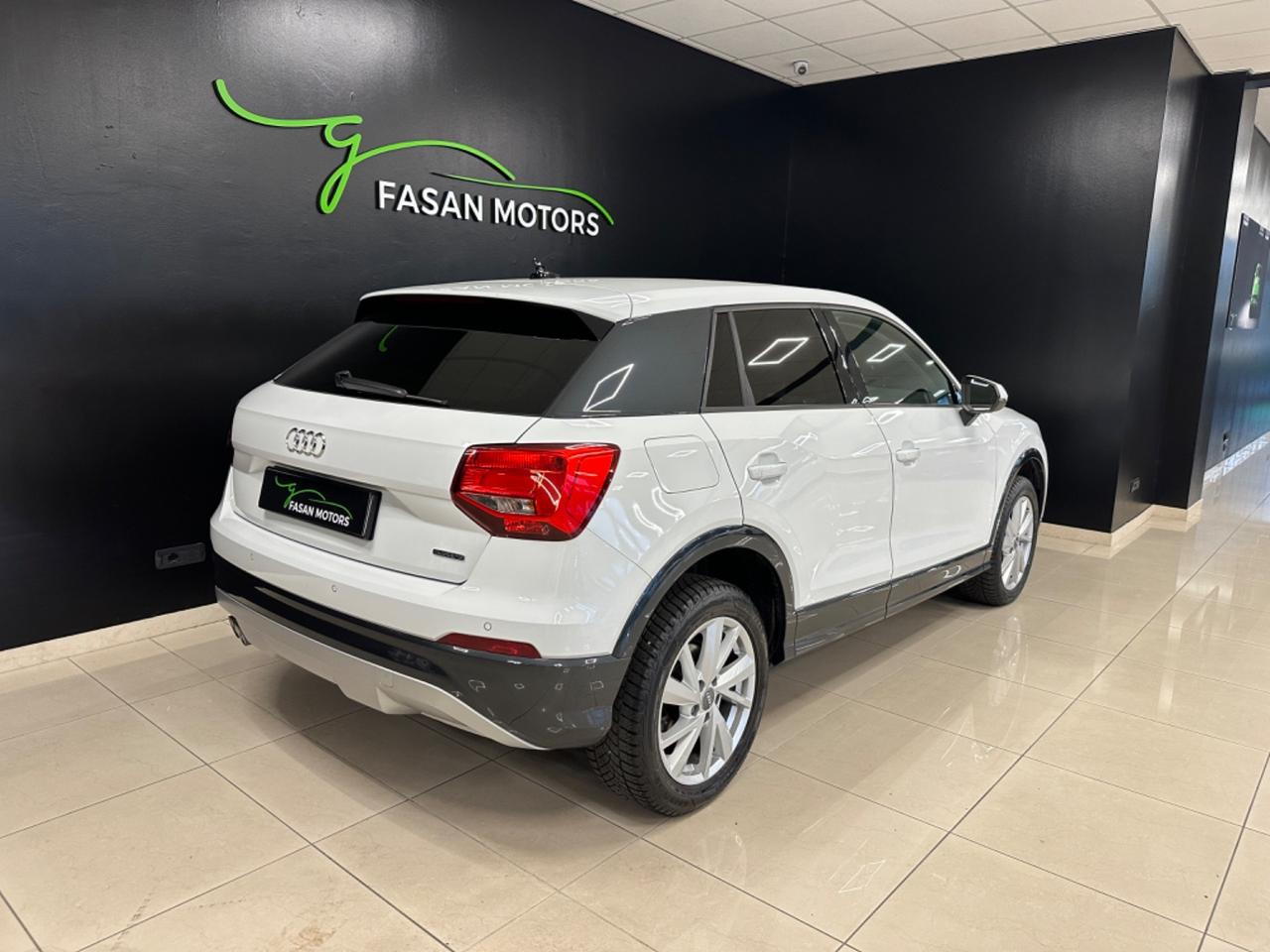 Audi Q2 35 TDI quattro S tronic Business