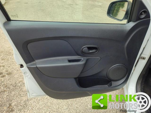 DACIA Sandero 1.2 75CV