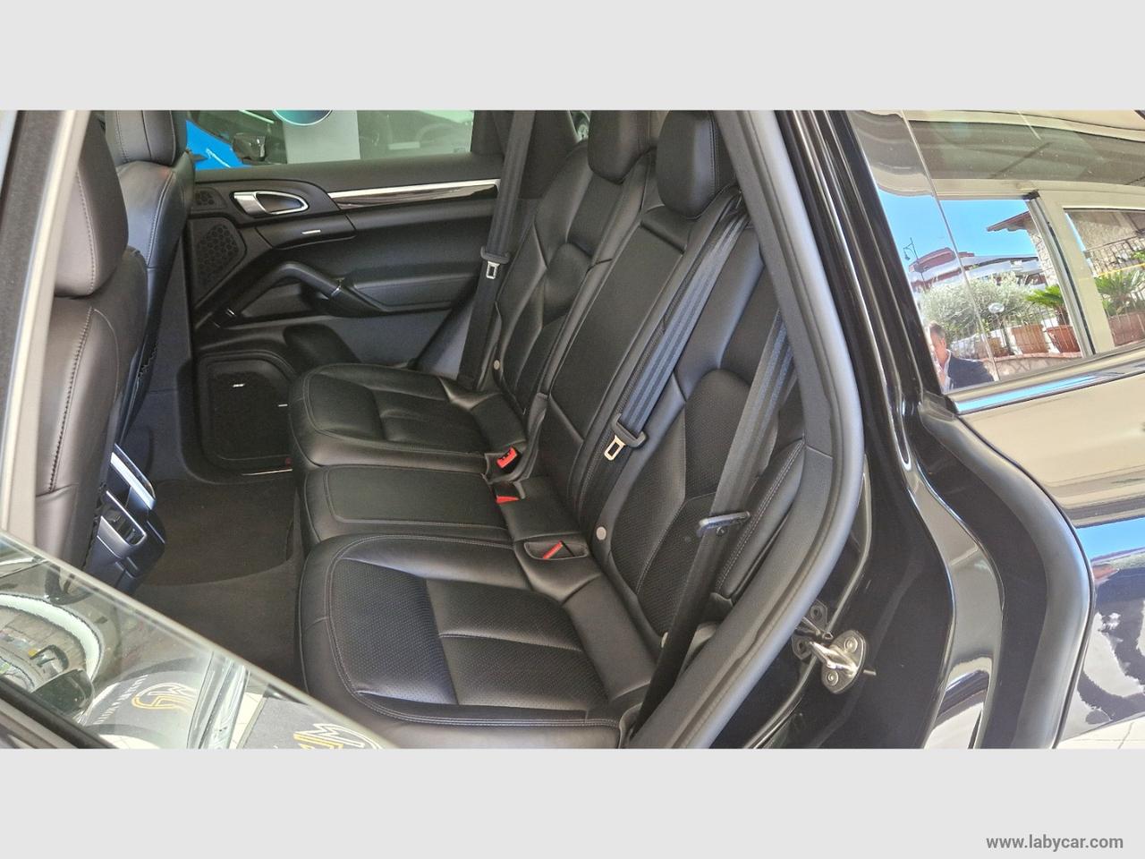 PORSCHE Cayenne 3.0 Diesel 250CV Platinum Edit.