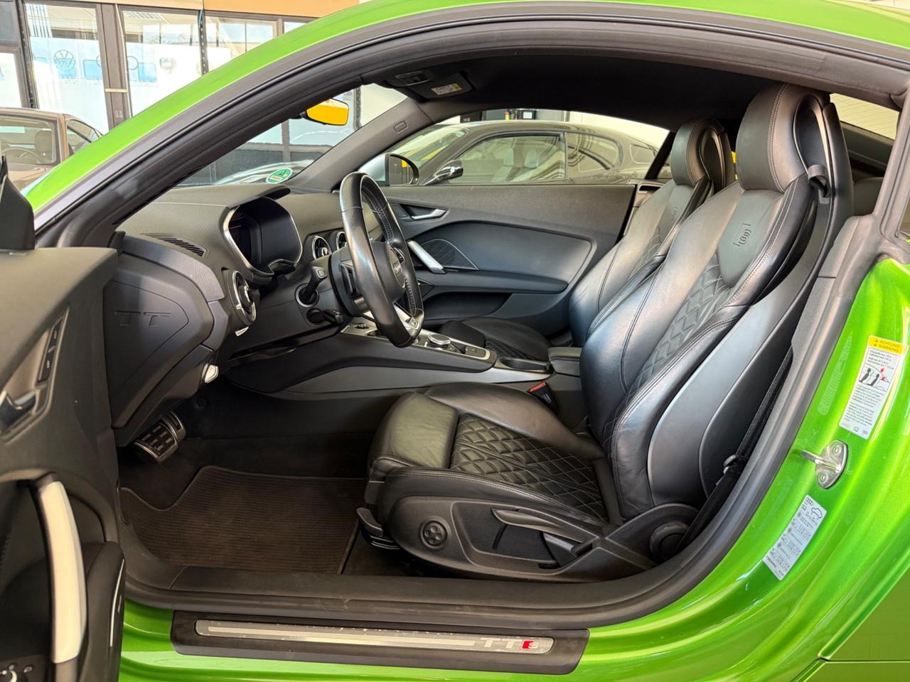 Audi TT TTS Coupé 2.0 TFSI 310 CV quattro S tronic