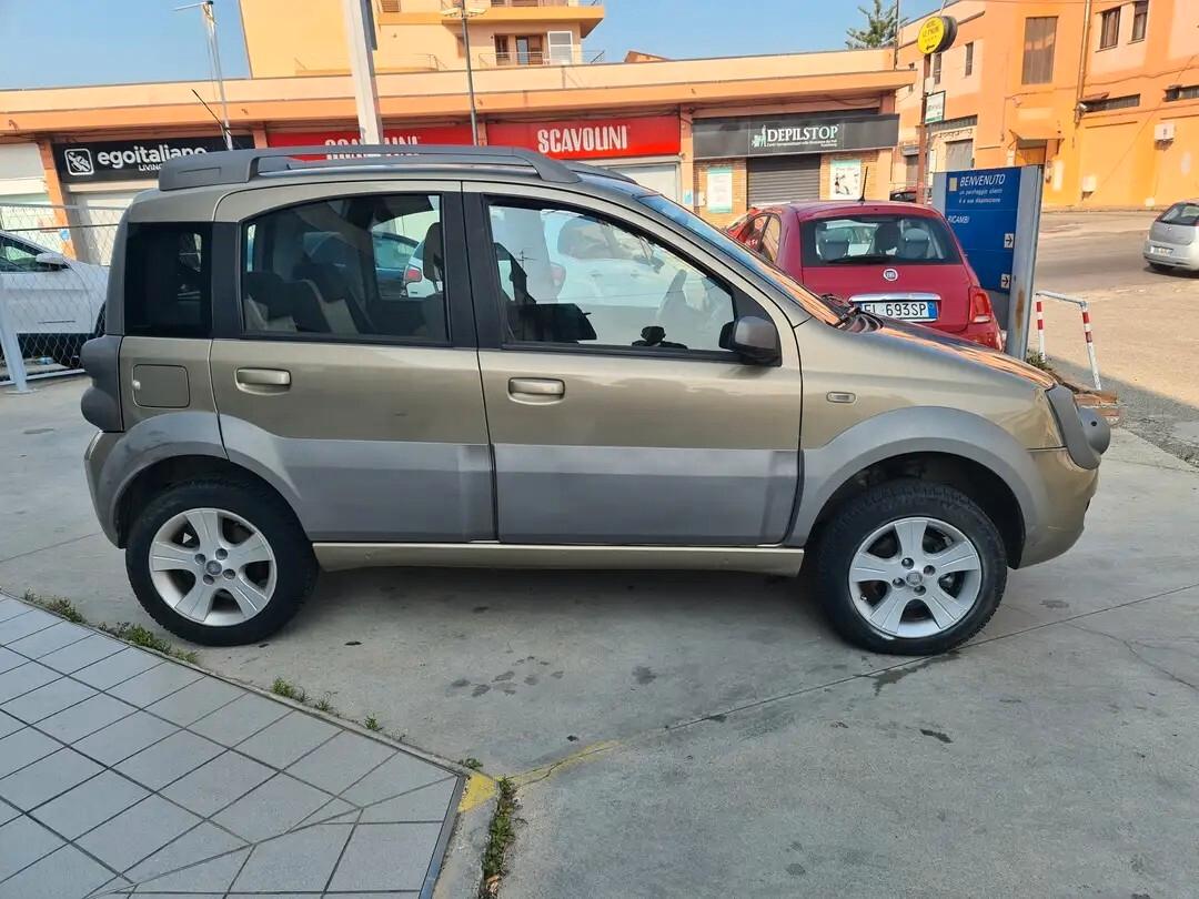 Fiat Panda 1.3 MJT 16V 4x4 Cross