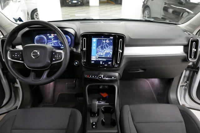 VOLVO XC40 T5 Recharge Plug-in Hybrid Inscription Expression