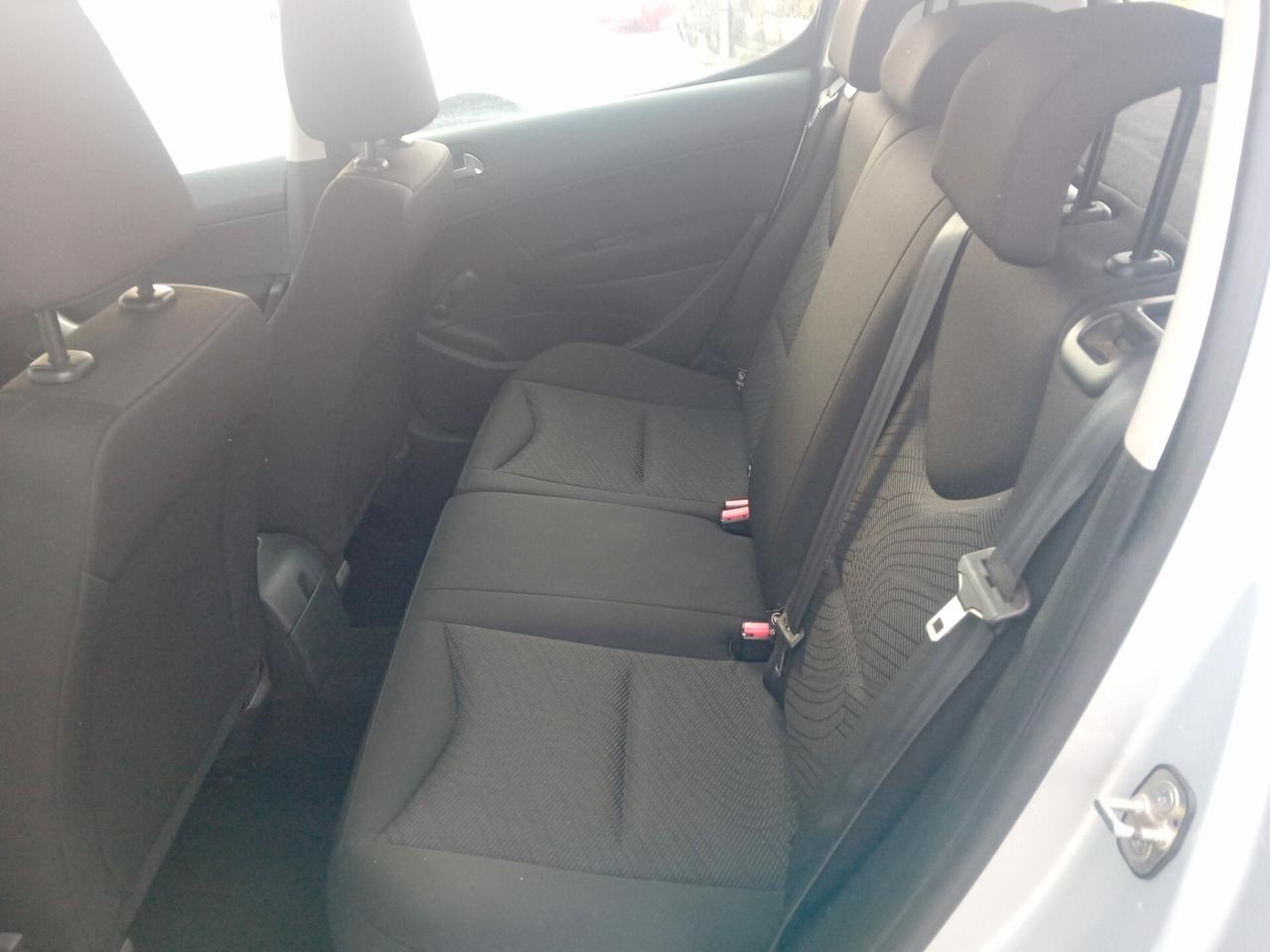 Peugeot 308 1.6 8V HDi 93CV 5p. Access