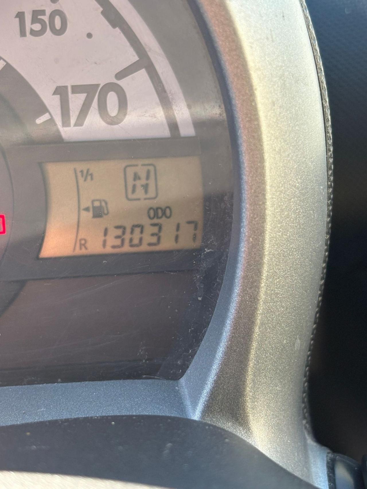 Peugeot 107 1.0 68CV 5p. Sweet Years 2Tronic