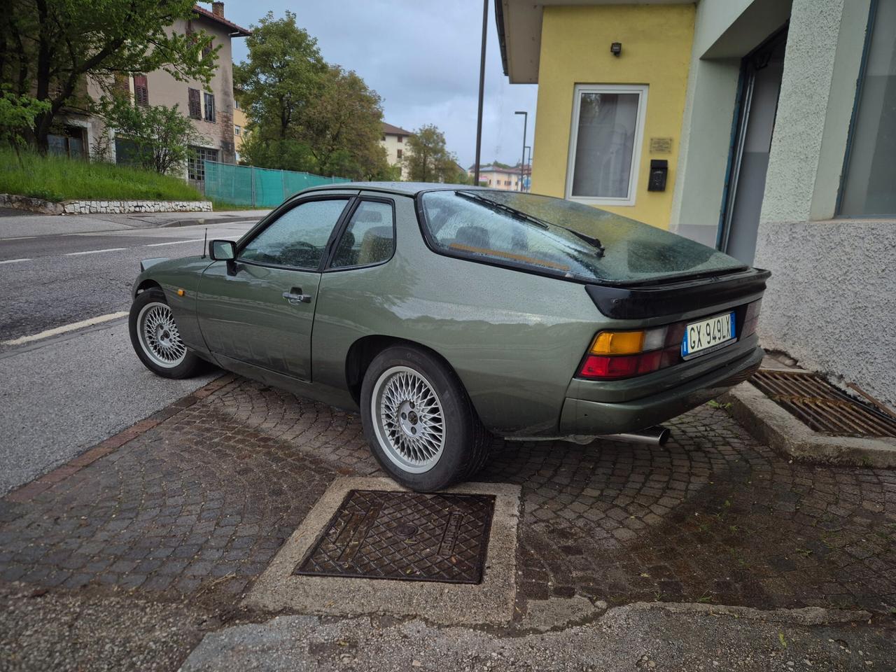 Porsche 924 2.0