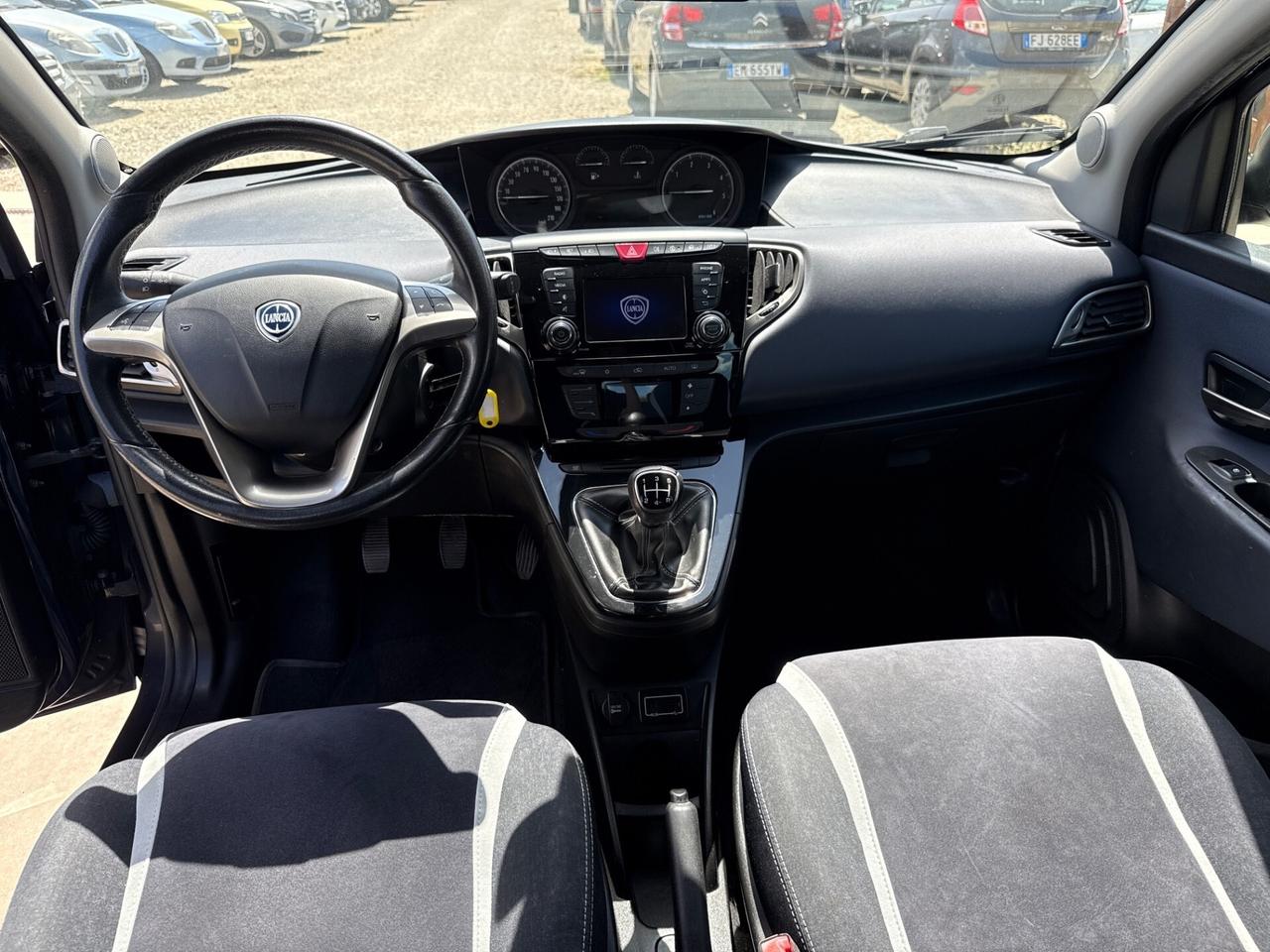 Lancia Ypsilon 1.3 MJT 16V 95 CV 5 porte S&S Plati