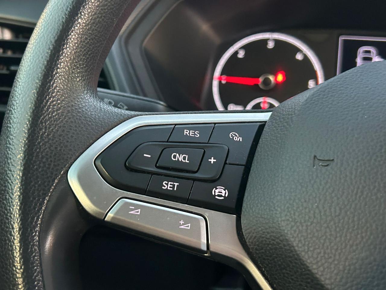 Volkswagen T-Cross 1.6 TDI SCR ADVANCED BMT