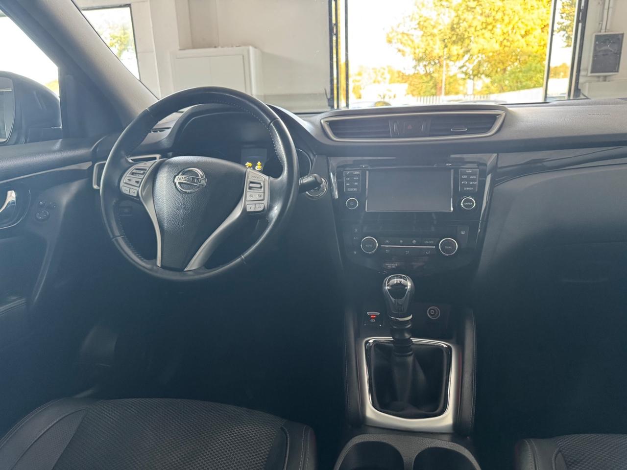 Nissan Qashqai 1.6 dCi tetto/camera