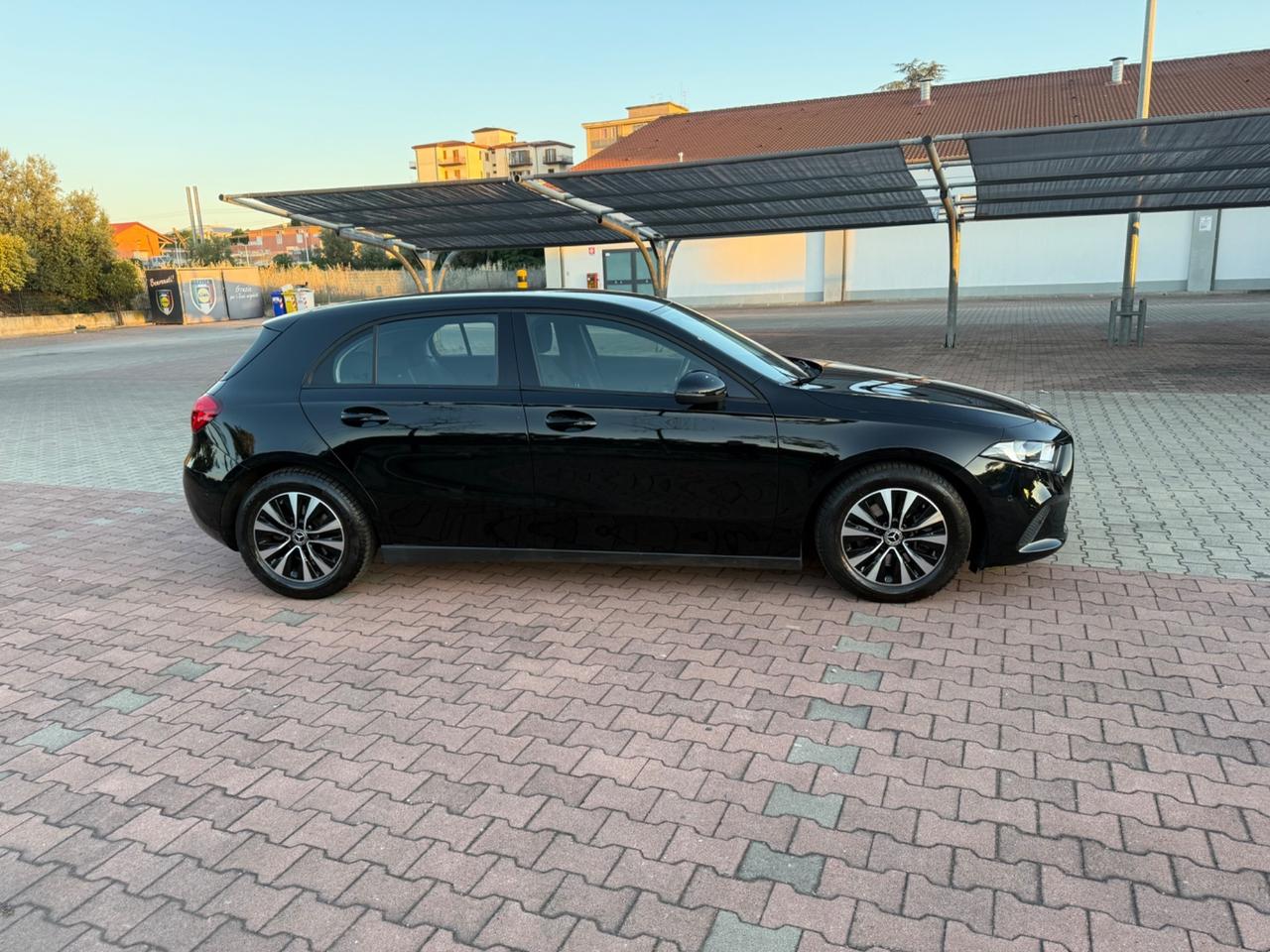 Mercedes-benz A 180 A 180 d Sport