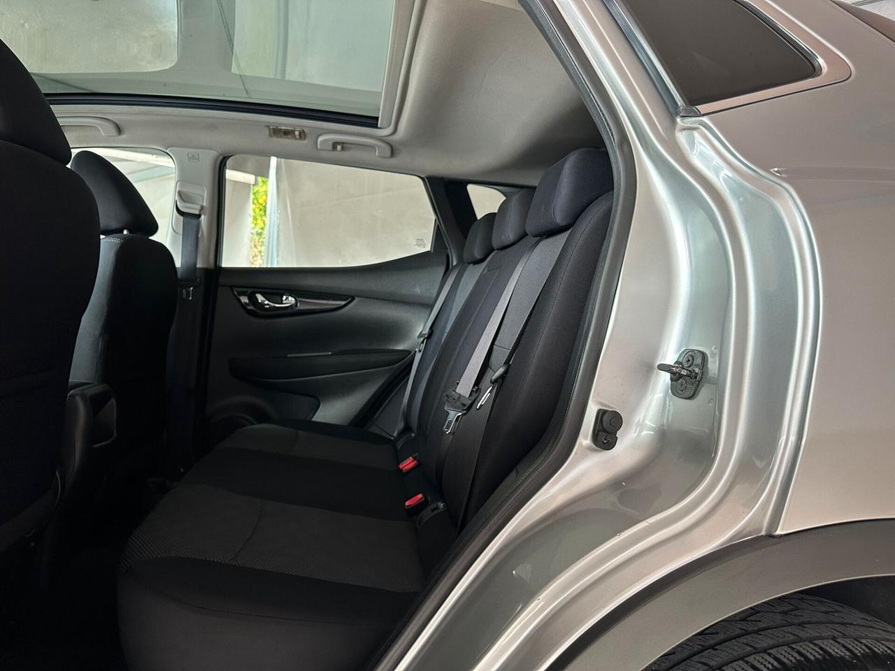 Nissan Qashqai 1.5 dCi Tekna