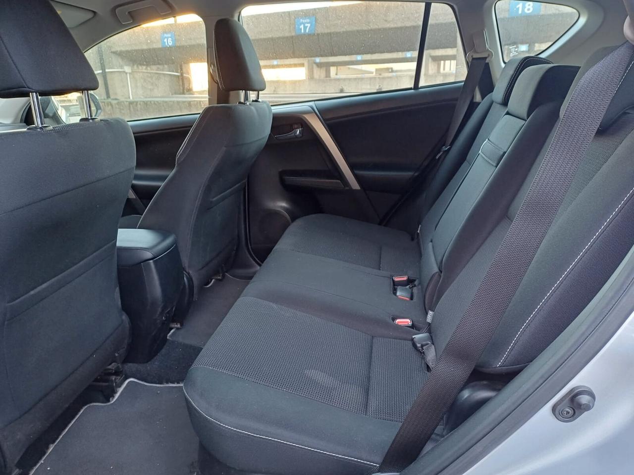 Toyota RAV 4 RAV4 2.5 Hybrid 2WD Style