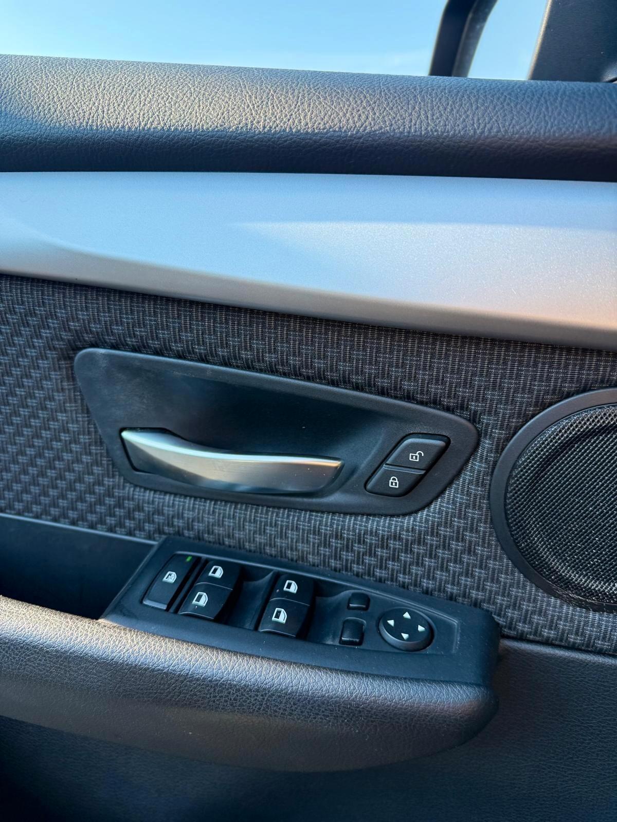 Bmw 218 Active Tourer Luxury auto