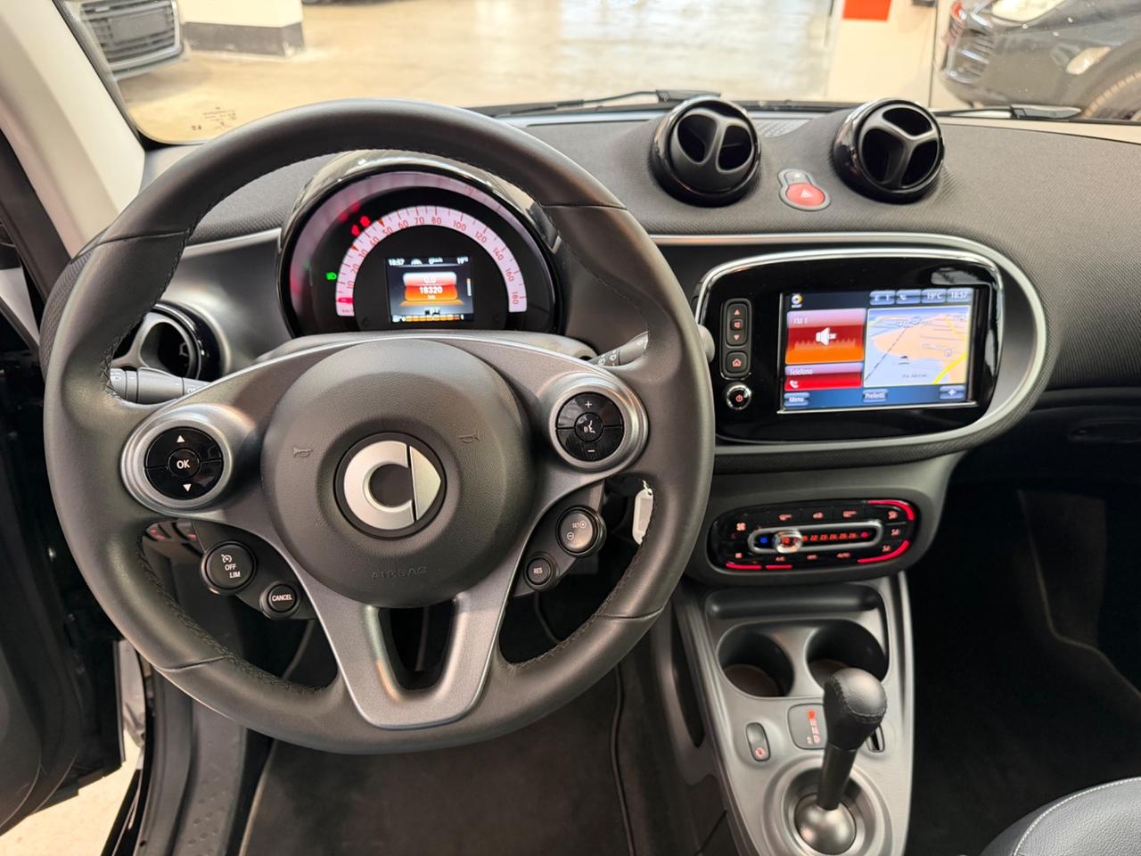 Smart ForTwo TAGLIANDI MERCEDES-PARI AL NUOVO-SCHERMO