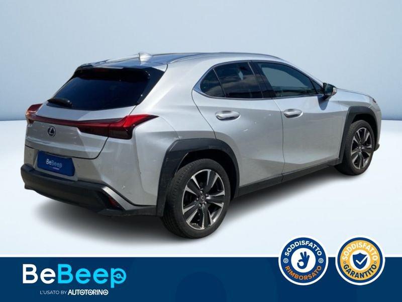 Lexus UX 2.0 PREMIUM 4WD CVT