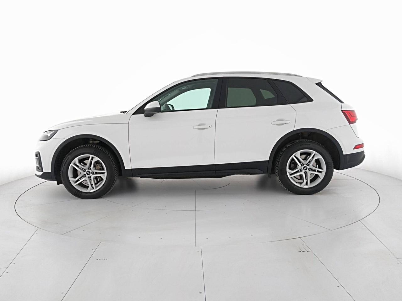 Audi Q5 40 2.0 tdi mhev 12V Business quattro