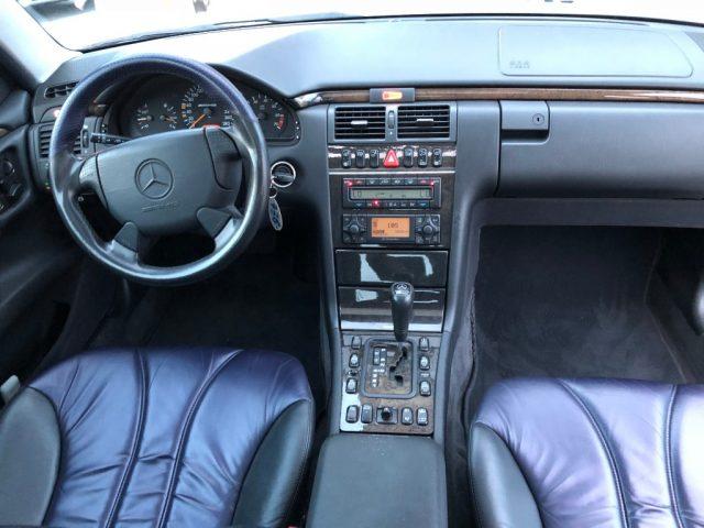 MERCEDES-BENZ E 55 E55 AMG 5.5 v8 Tetto navi Pdc iscritta asi