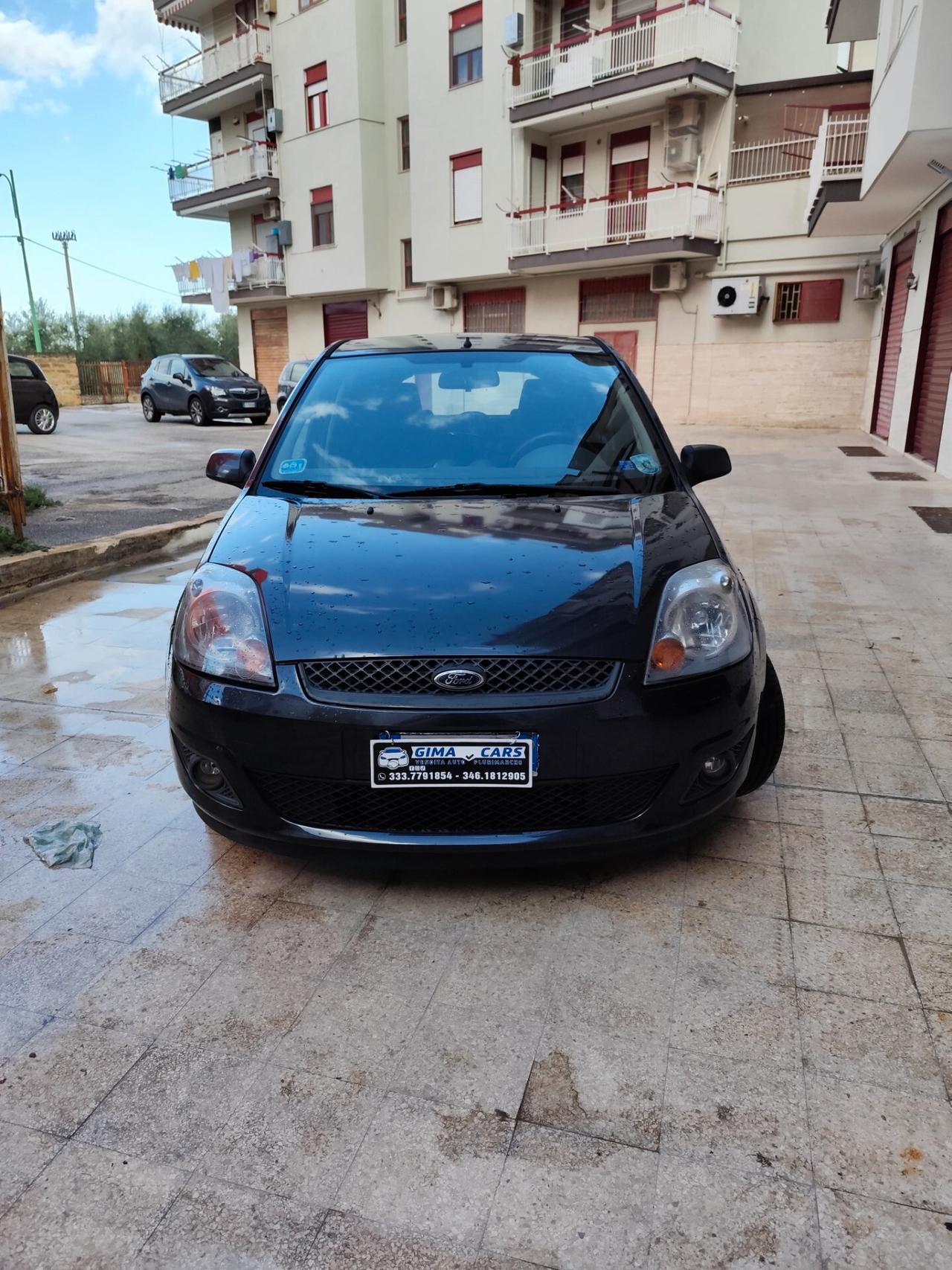 Ford Fiesta 1.4 Diesel 68 cv NEOPATENTATI