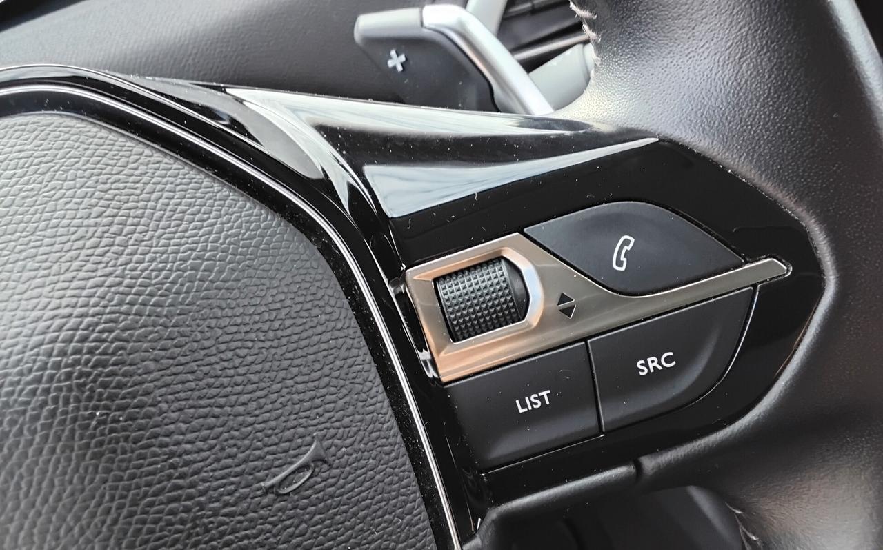 Peugeot 3008 BlueHDi 130 S&S EAT8 Active Business