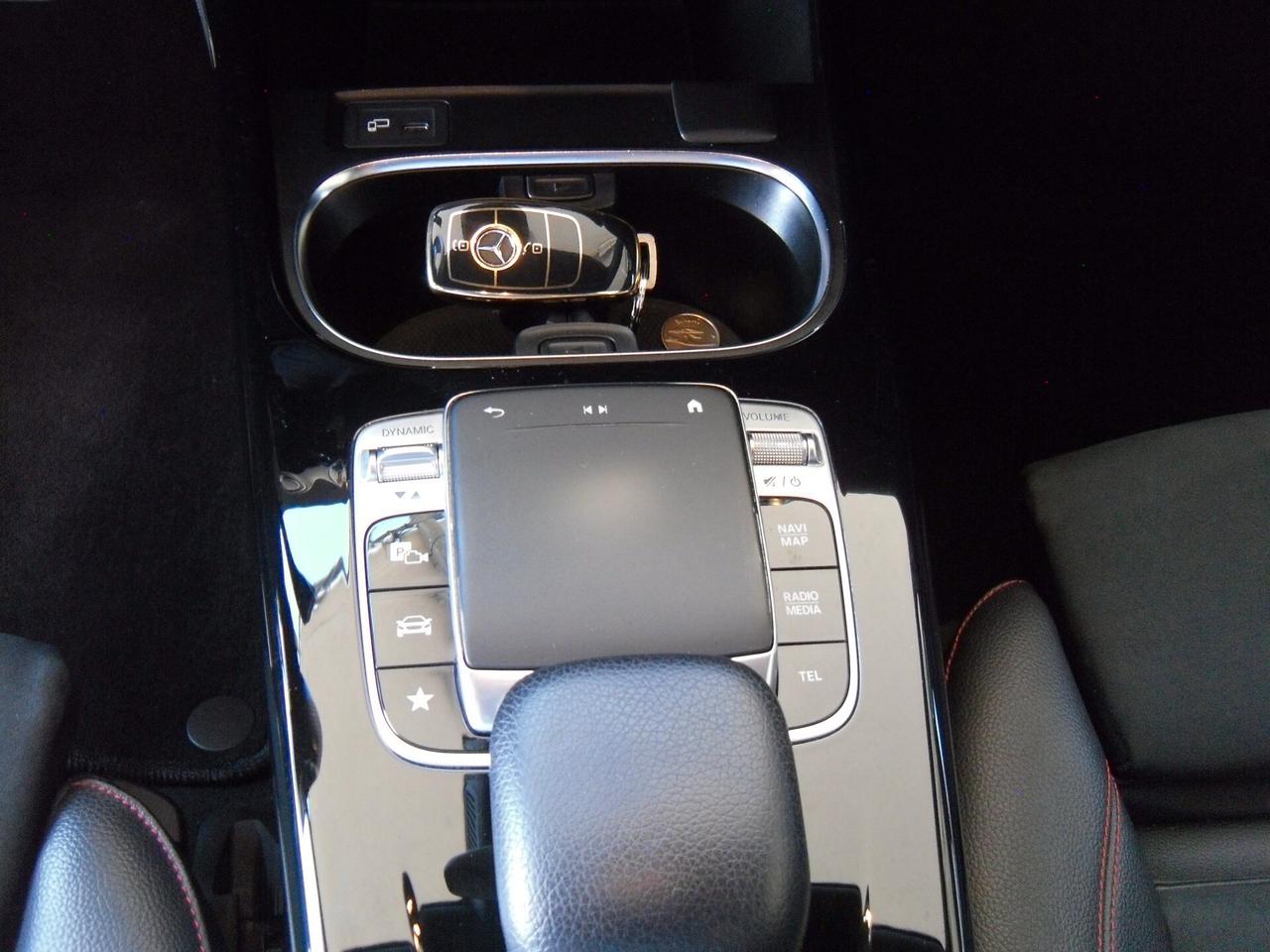 Mercedes-benz A 180 d Premium AMG