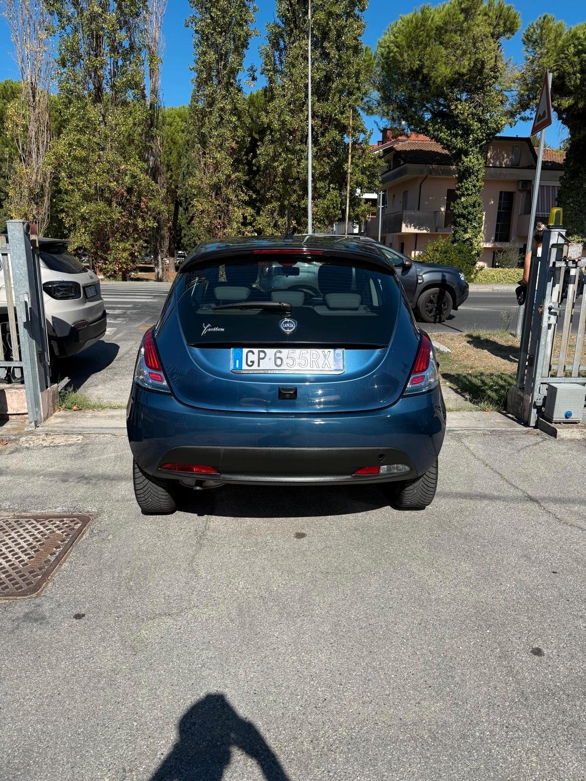 Lancia Ypsilon 1.2 69 CV 5 porte GPL Ecochic NESSUN VINCOLO