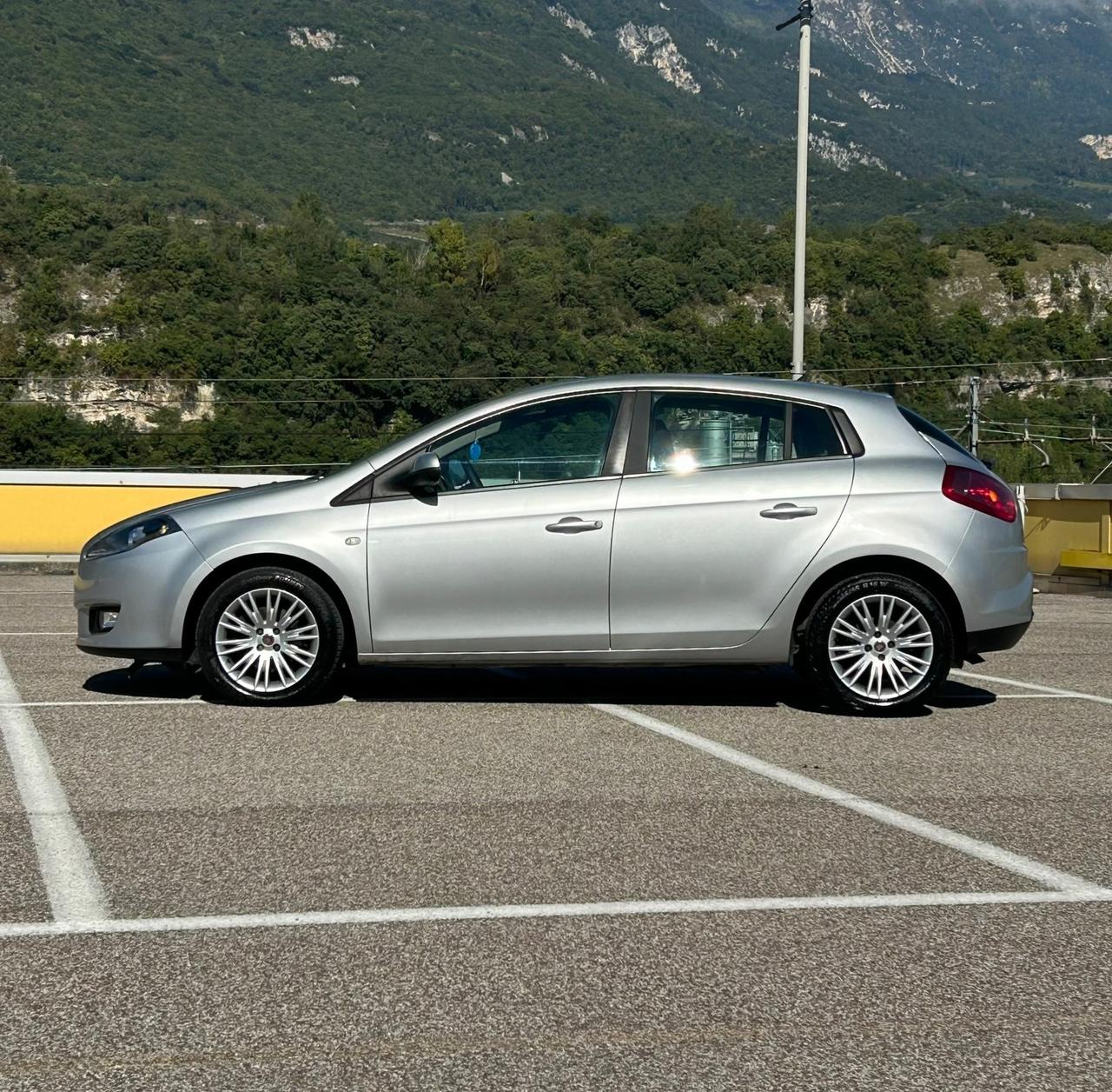 Fiat Bravo 1.6 MJT Dynamic Neopatentati 2010