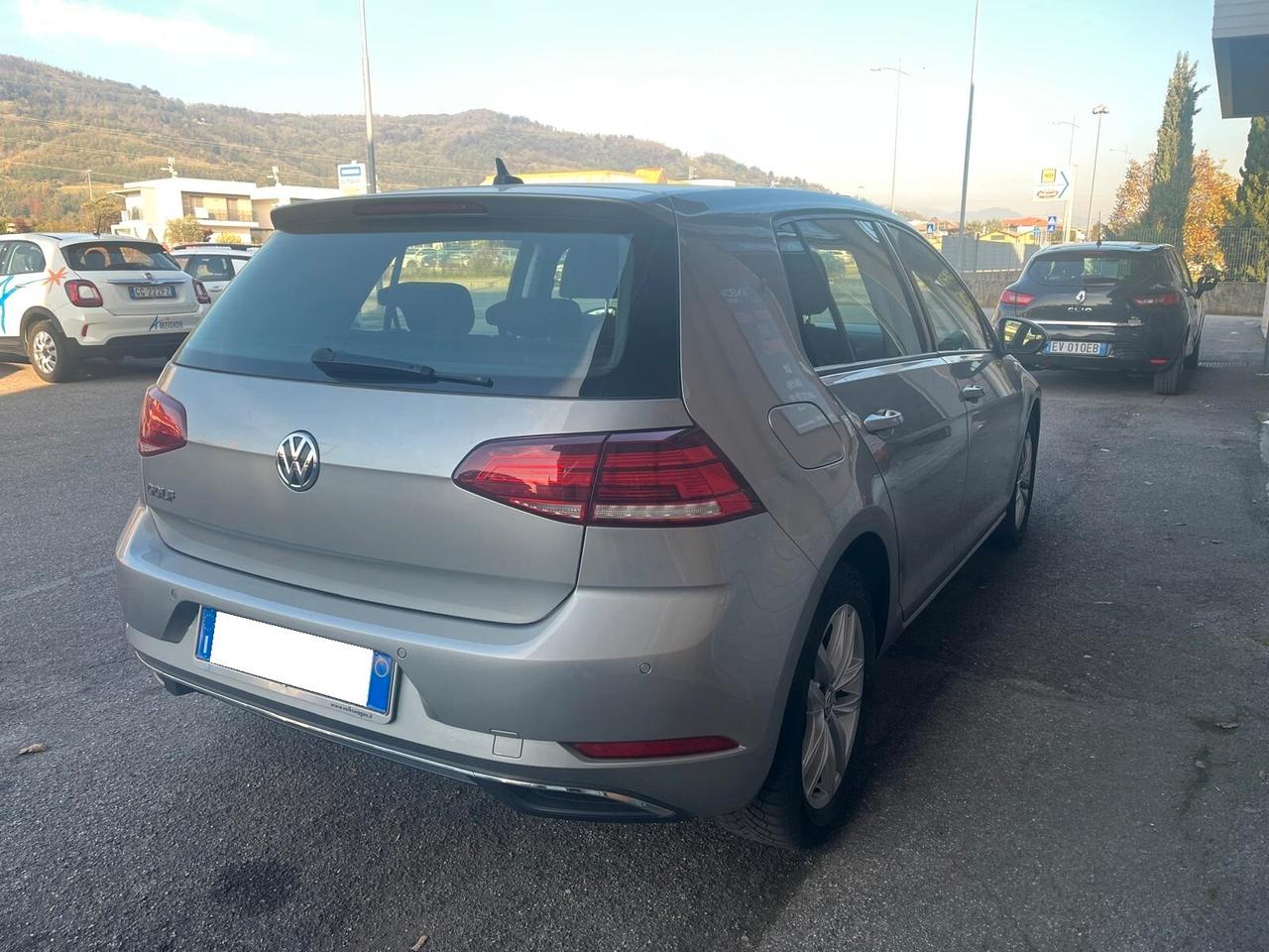 Volkswagen Golf Volkswagen Golf Golf 5p 1.6 tdi Business 115cv dsg-SOLI 95.872 KM