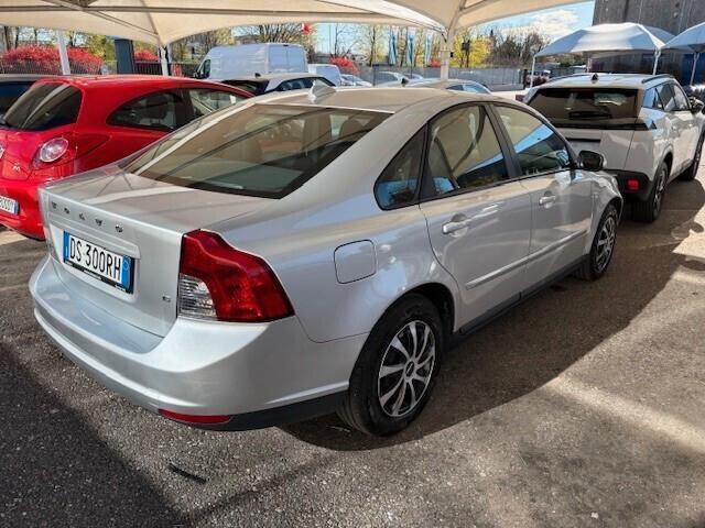 Volvo S40 1.6 16V cat Summum GPL