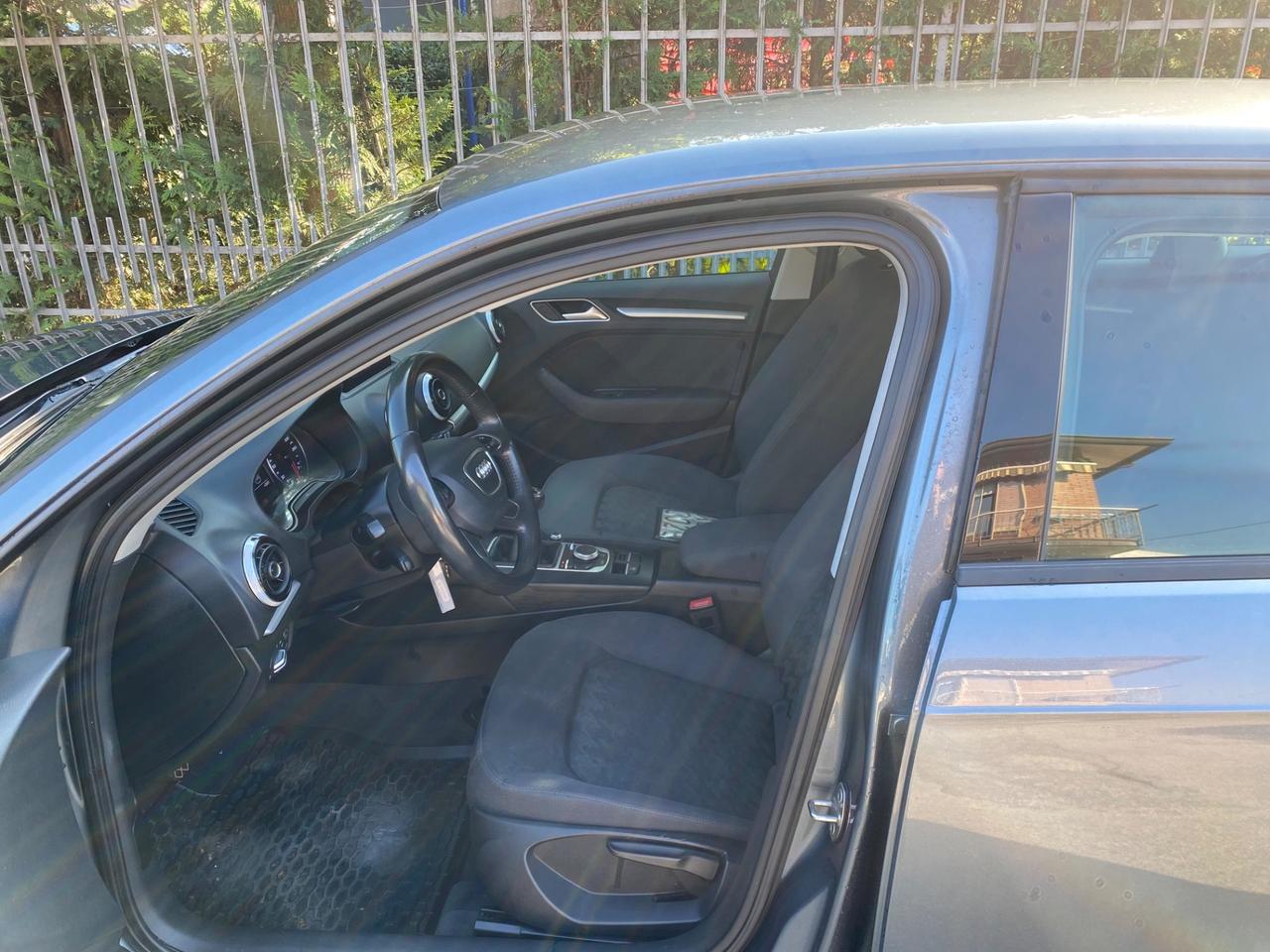 Audi A3 SPB 1.6 TDI clean diesel Ambition